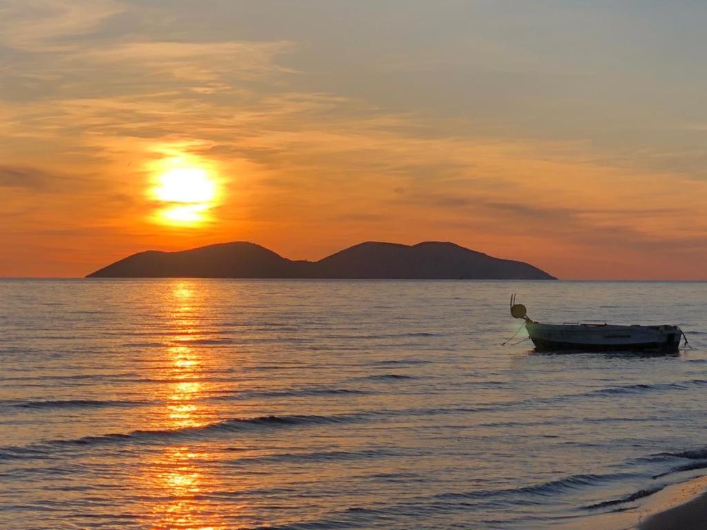 Corazon Guest House Vlorë Εξωτερικό φωτογραφία