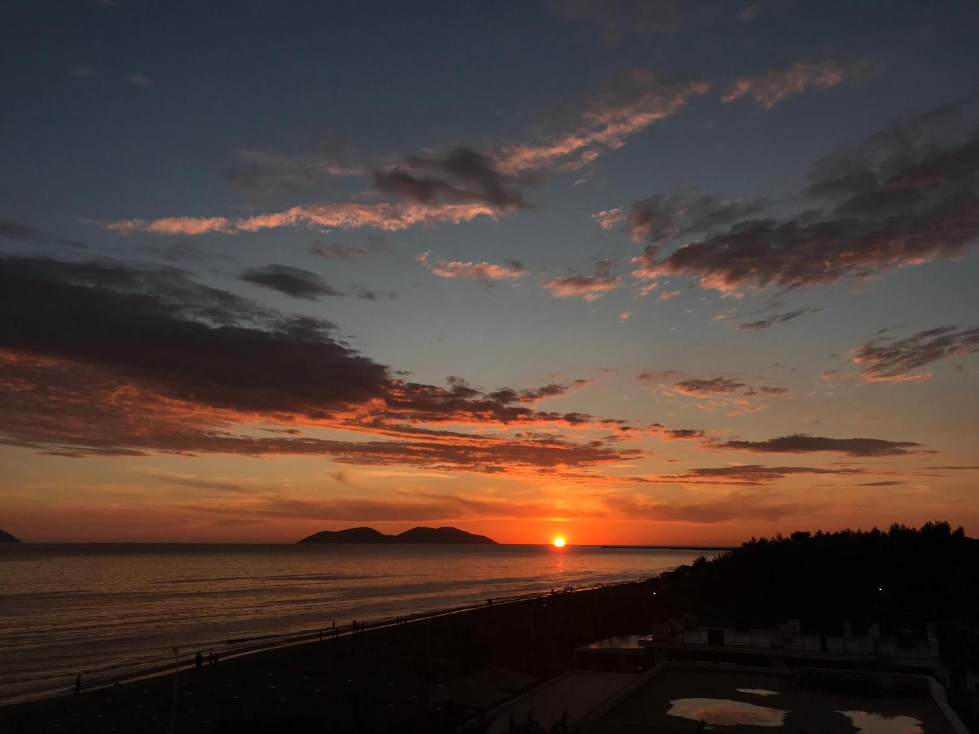 Corazon Guest House Vlorë Εξωτερικό φωτογραφία